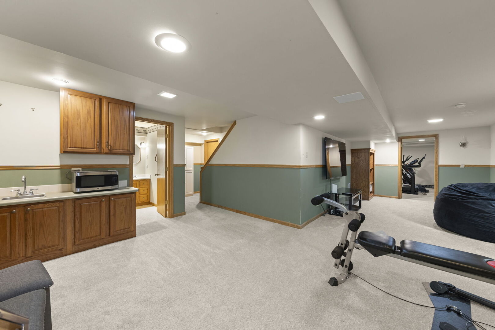 760 CHURCHILL Lane, Oswego, IL 60543