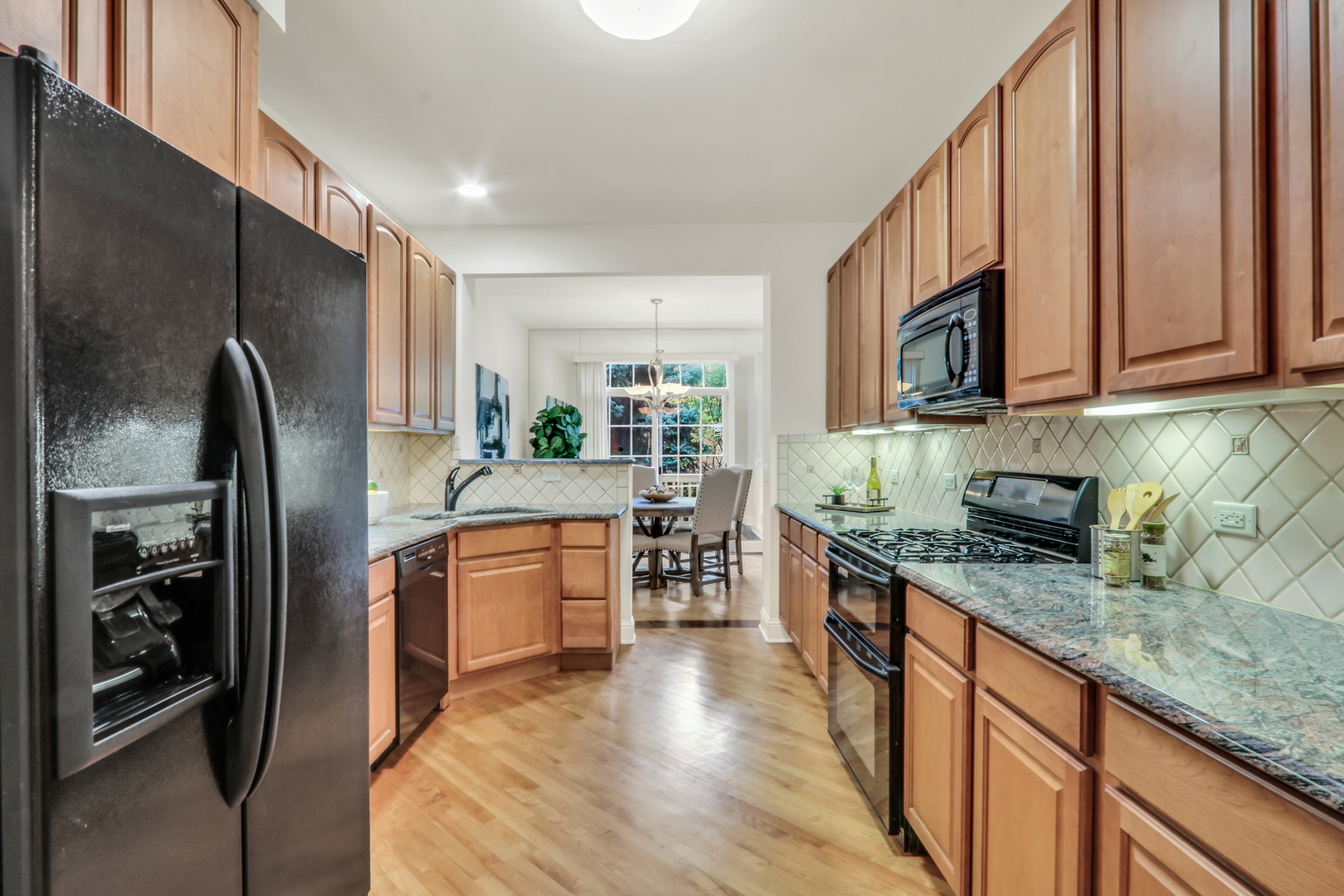 418 Bay Tree Circle, Vernon Hills, IL 60061