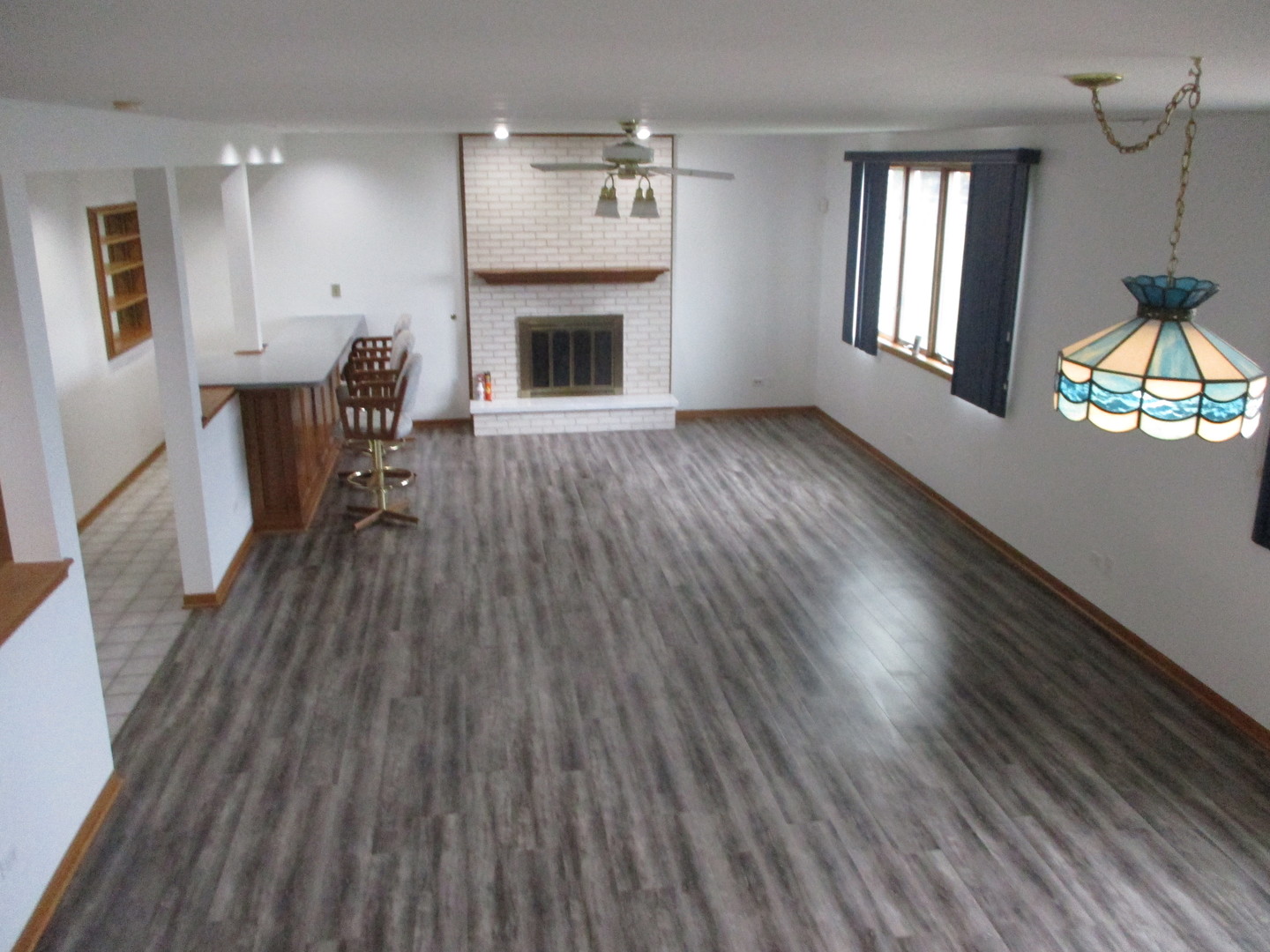 8030 Valley View Drive, Tinley Park, IL 60477