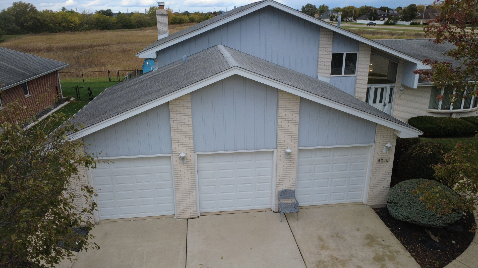 8030 Valley View Drive, Tinley Park, IL 60477