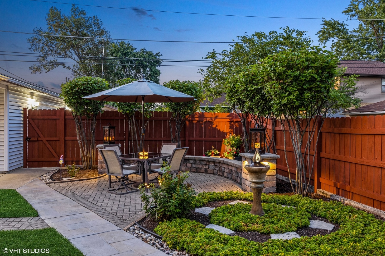 9334 Lincoln Avenue, Brookfield, IL 60513