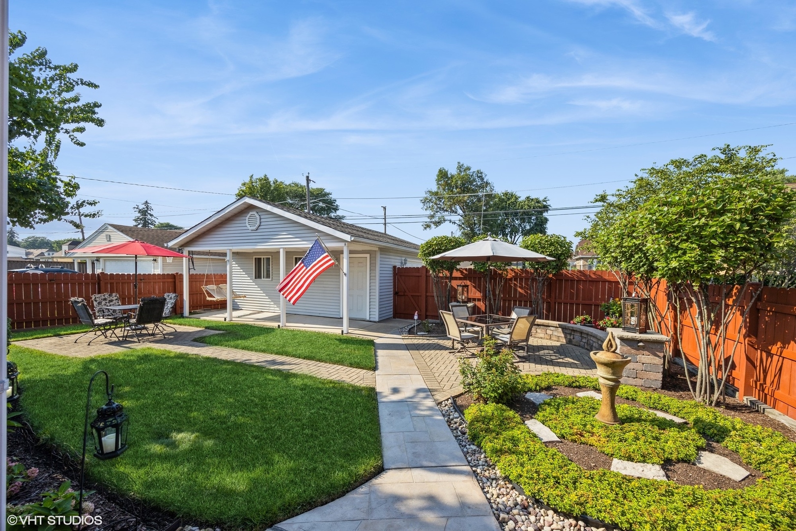 9334 Lincoln Avenue, Brookfield, IL 60513