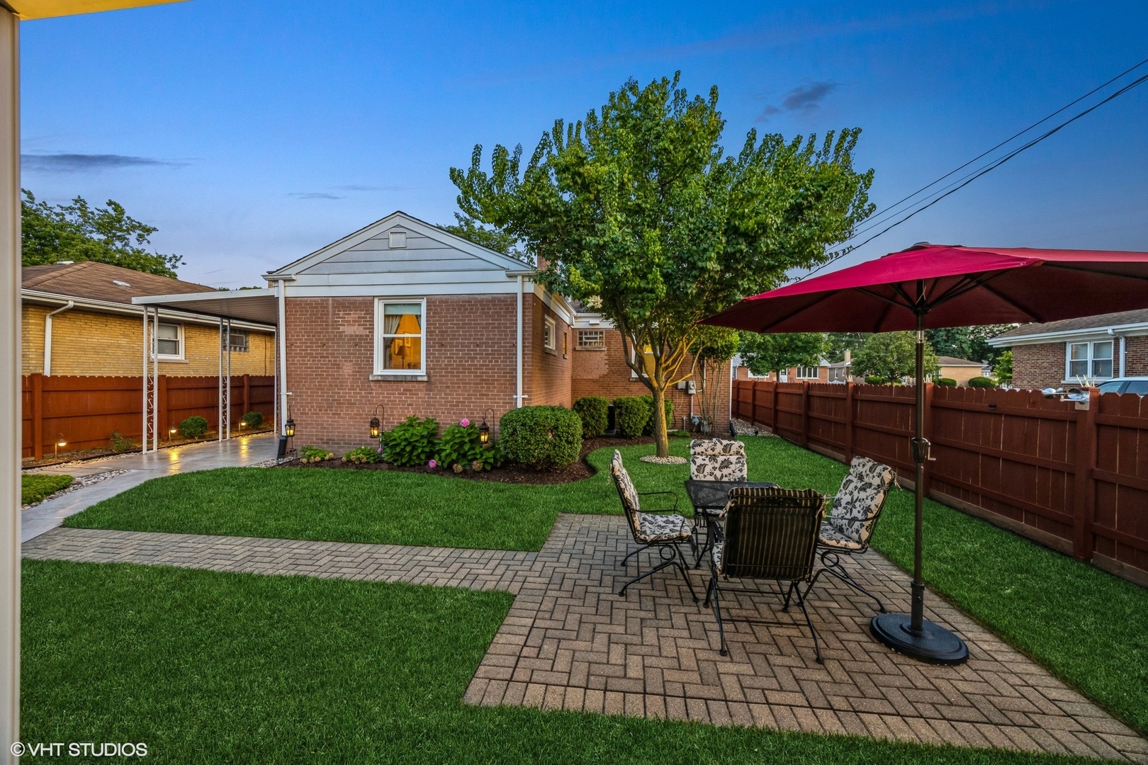 9334 Lincoln Avenue, Brookfield, IL 60513