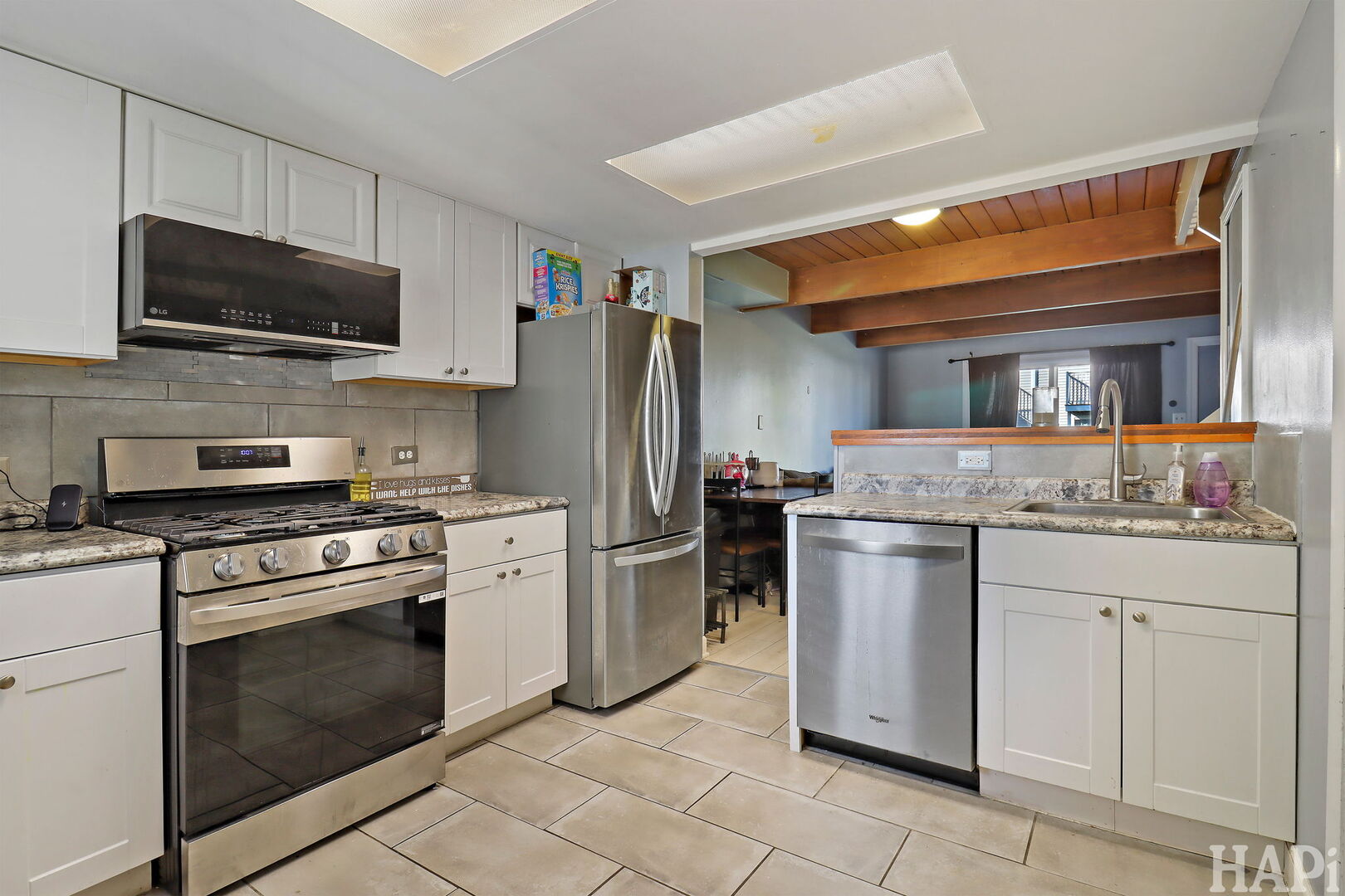 435 Meadow Green Lane, Round Lake Beach, IL 60073