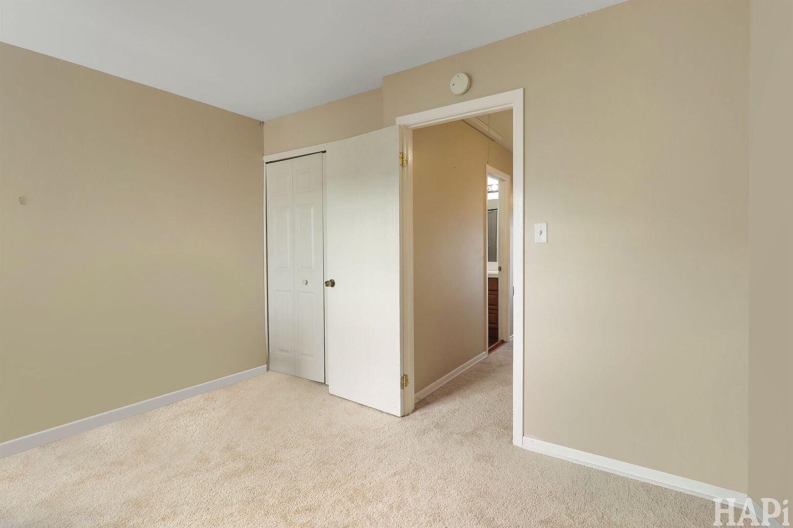 435 Meadow Green Lane, Round Lake Beach, IL 60073