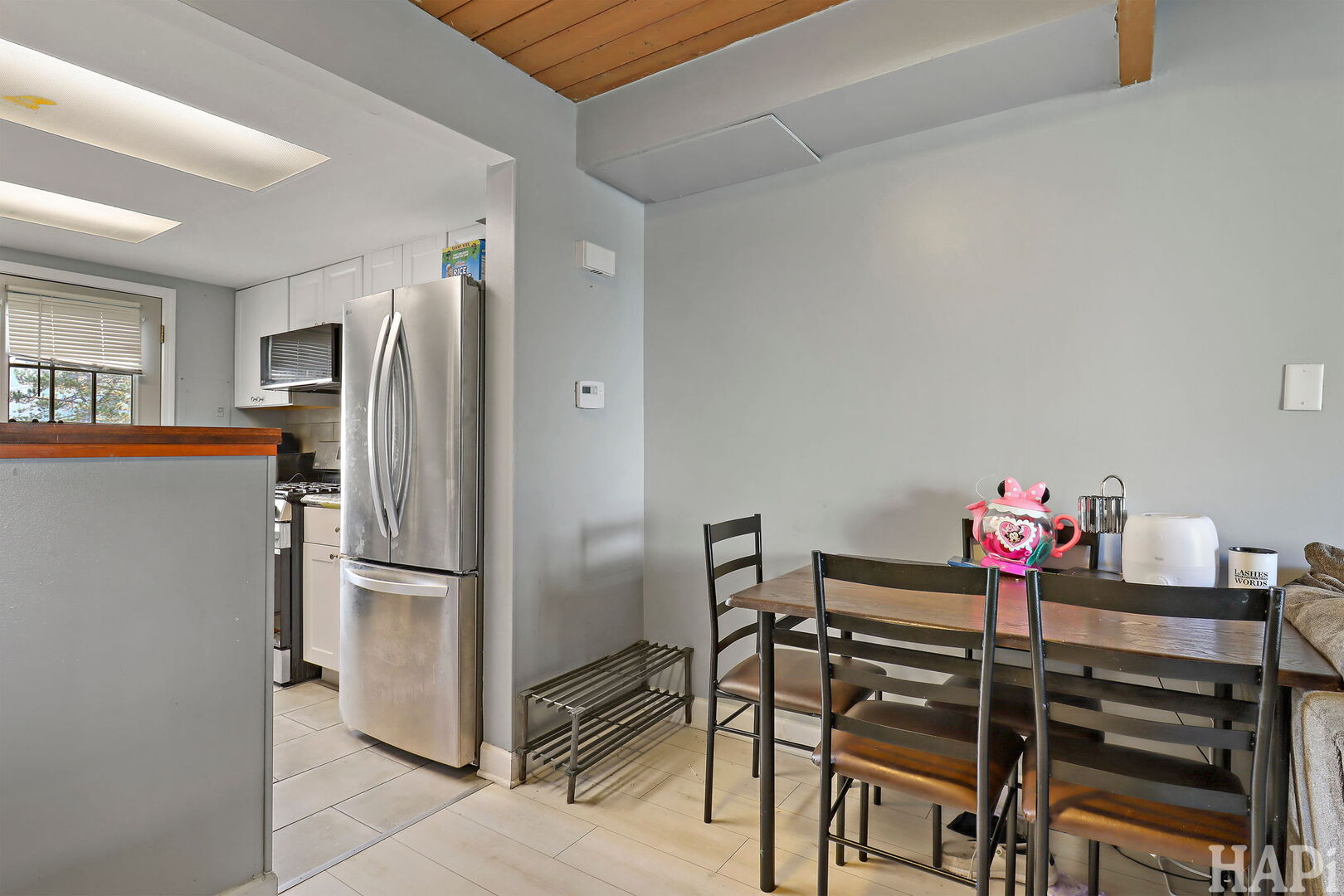 435 Meadow Green Lane, Round Lake Beach, IL 60073