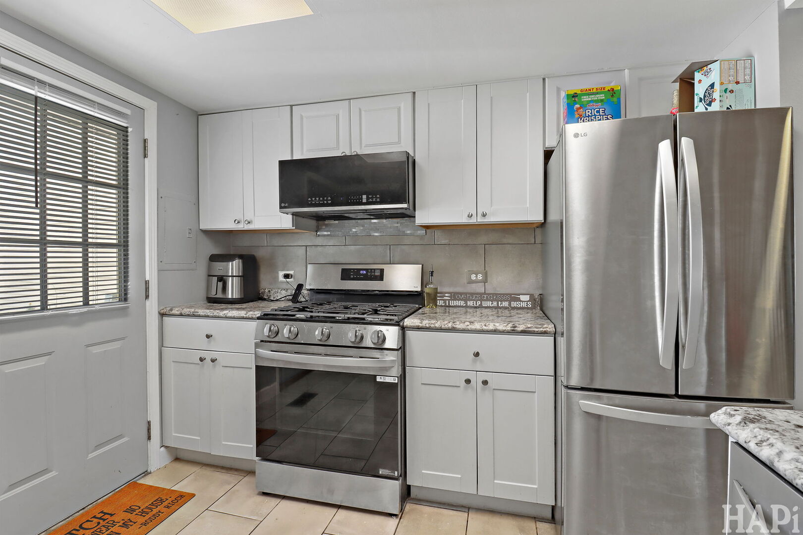 435 Meadow Green Lane, Round Lake Beach, IL 60073