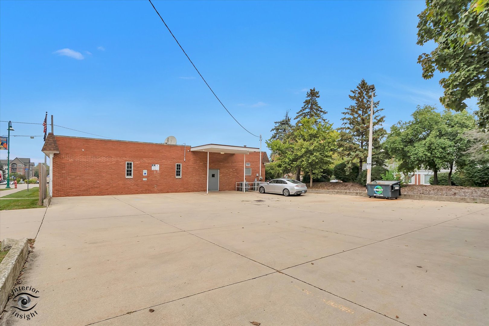 26 S Madison Street, Oswego, IL 60543