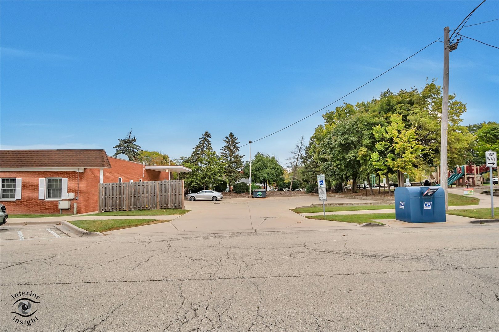 26 S Madison Street, Oswego, IL 60543