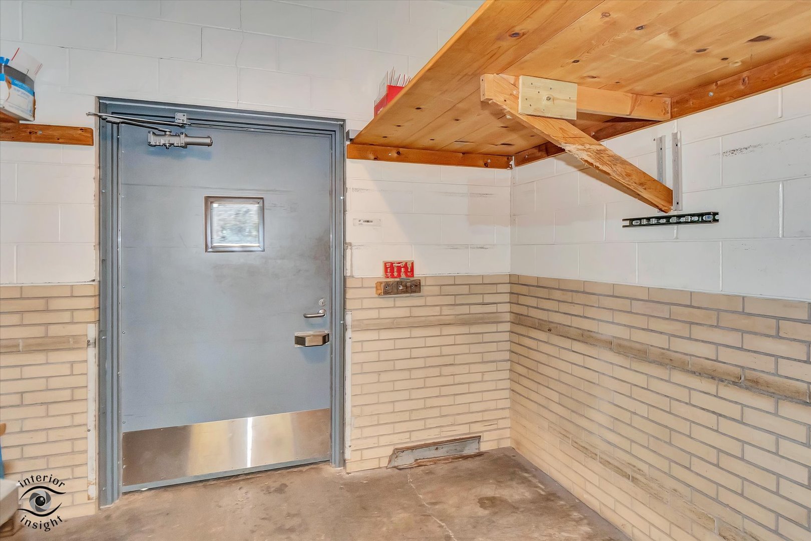 26 S Madison Street, Oswego, IL 60543