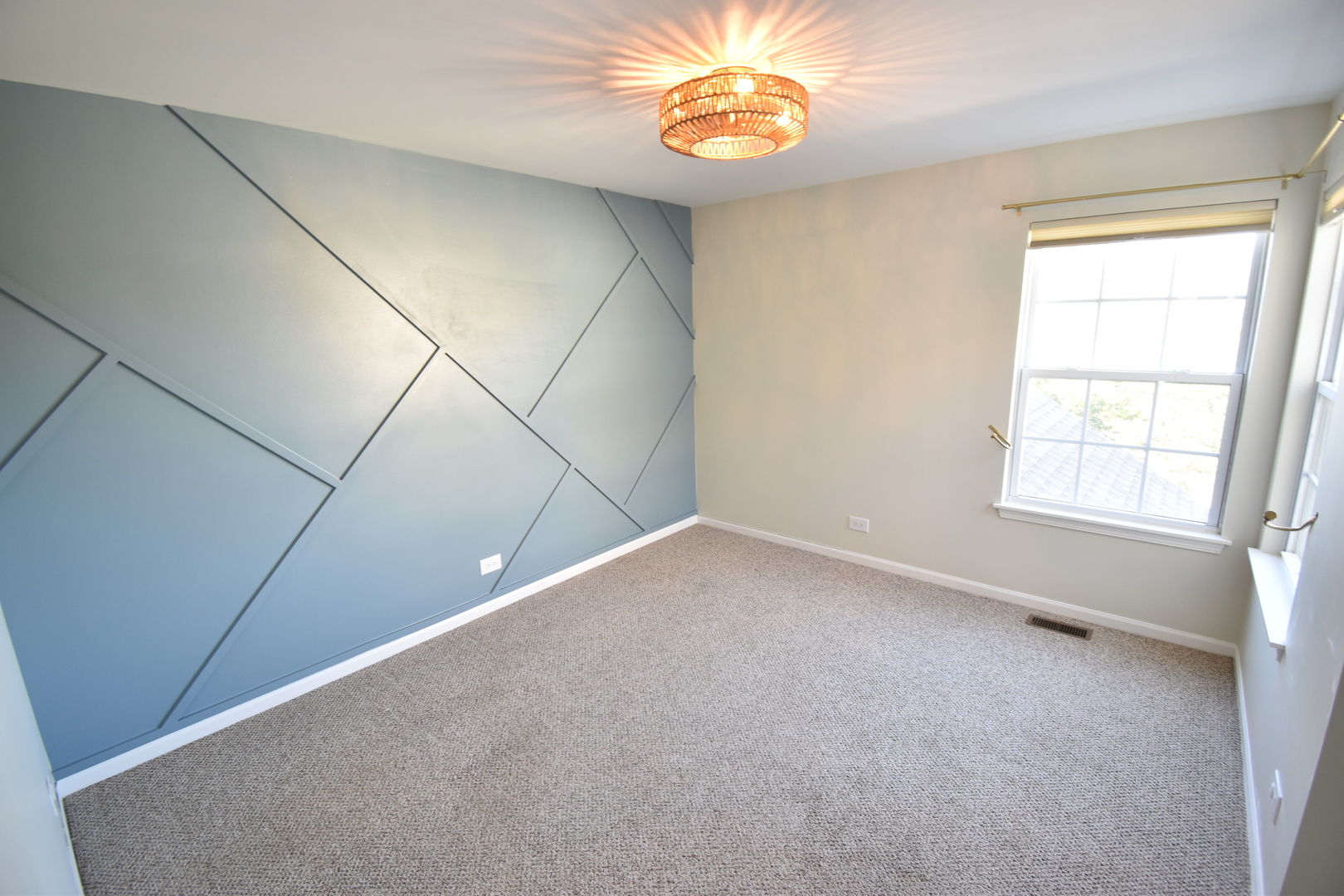 5618 Elizabeth Place, Rolling Meadows, IL 60008