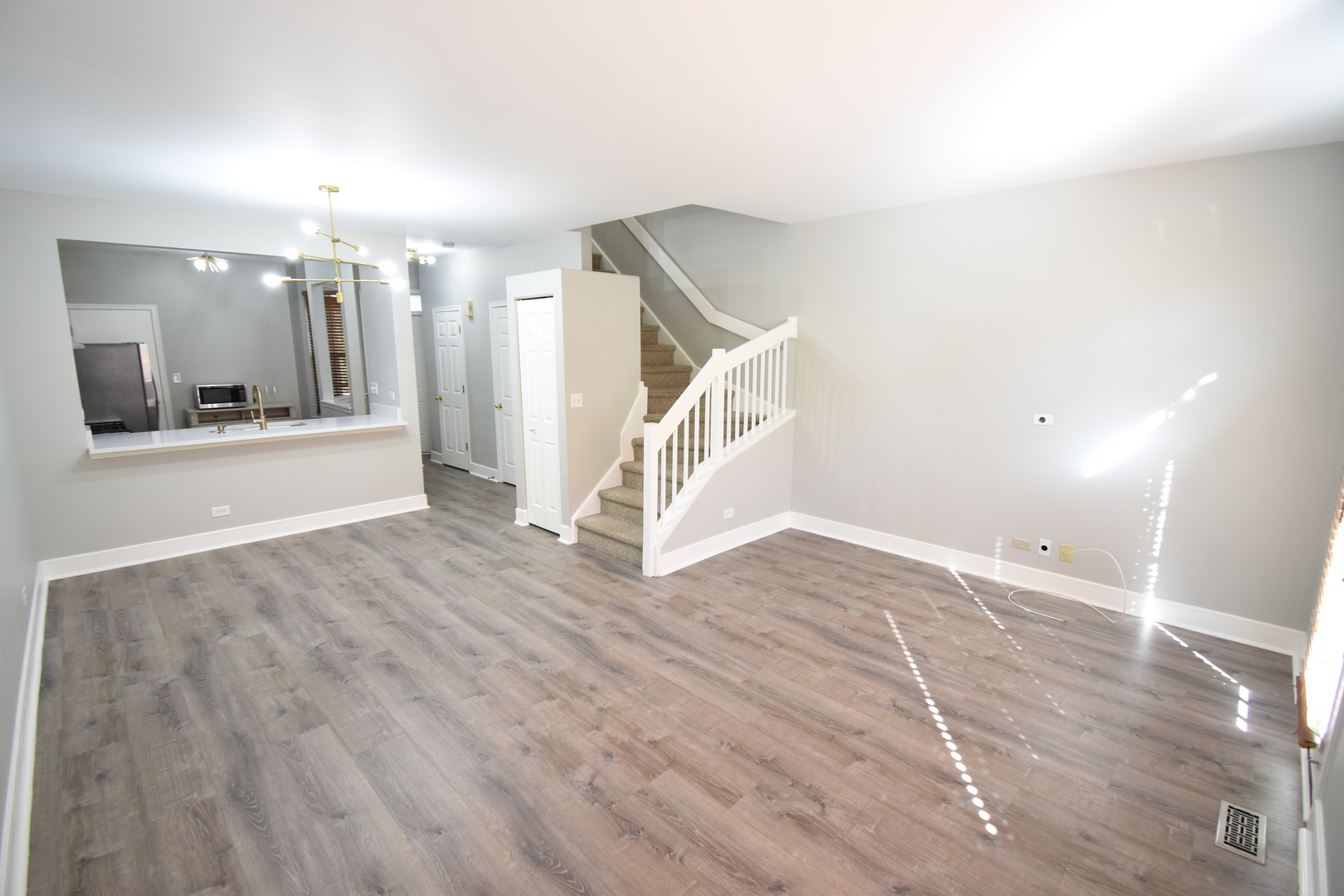 5618 Elizabeth Place, Rolling Meadows, IL 60008