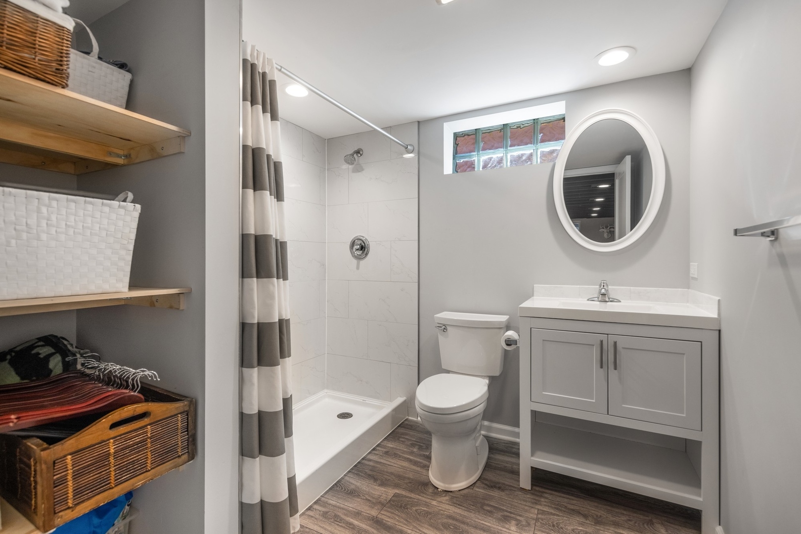 247 N Ardmore Avenue, Villa Park, IL 60181