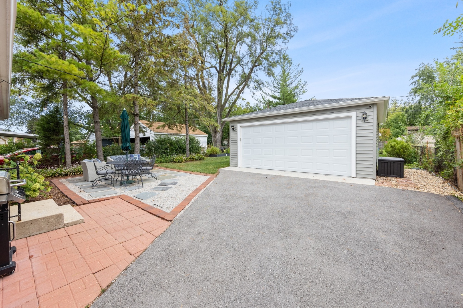 247 N Ardmore Avenue, Villa Park, IL 60181