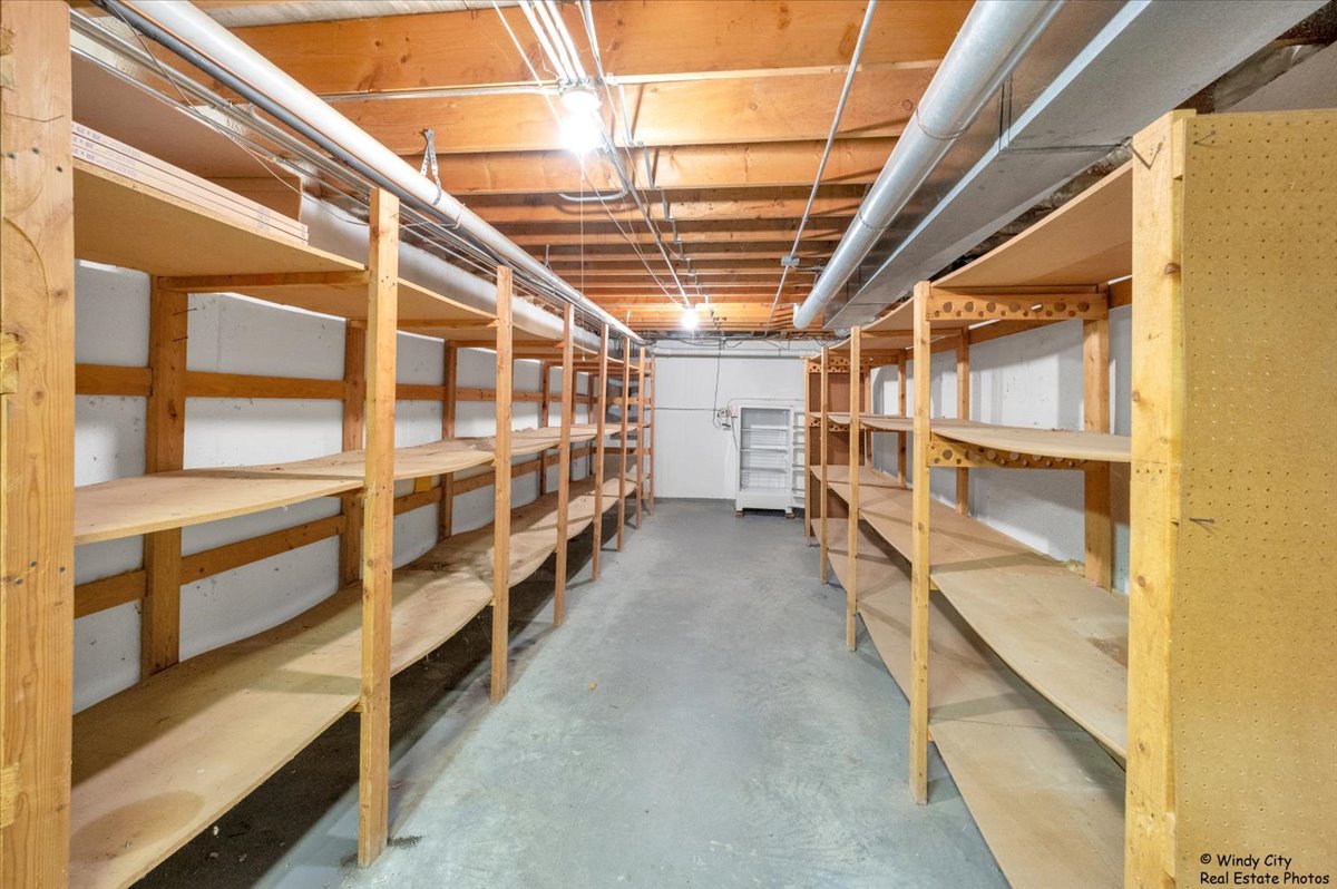 12434 W Van Court, Beach Park, IL 60099