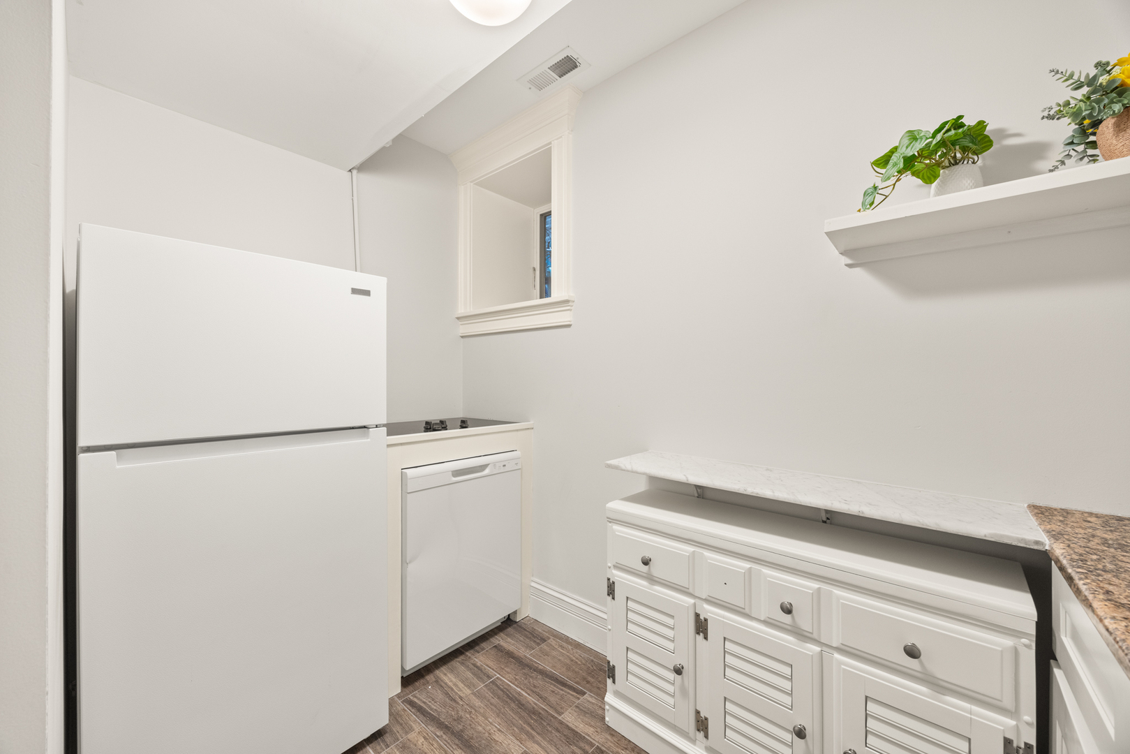 1920 N Lincoln Park W #G, Chicago, IL 60614