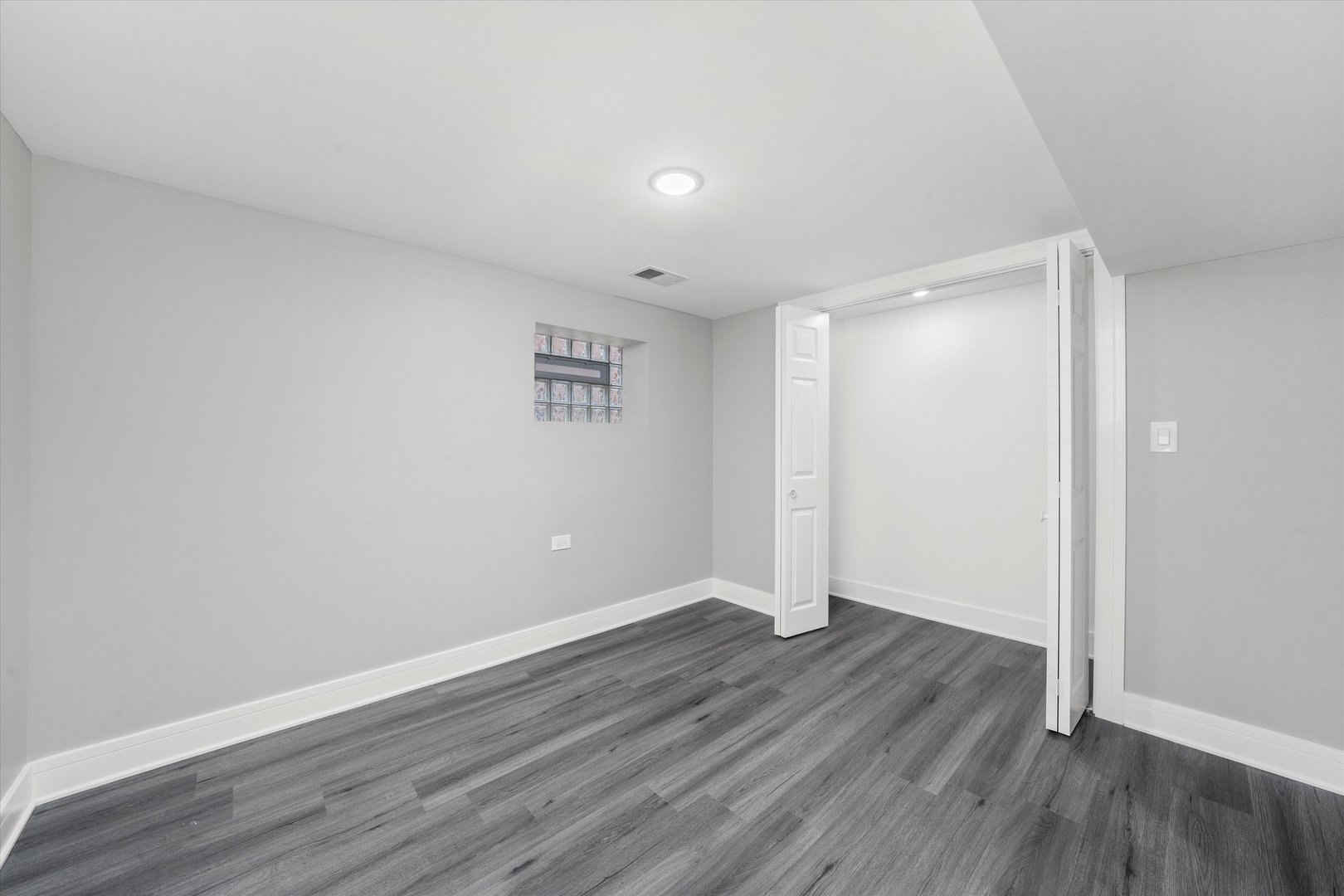 10129 S Indiana Avenue, Chicago, IL 60628