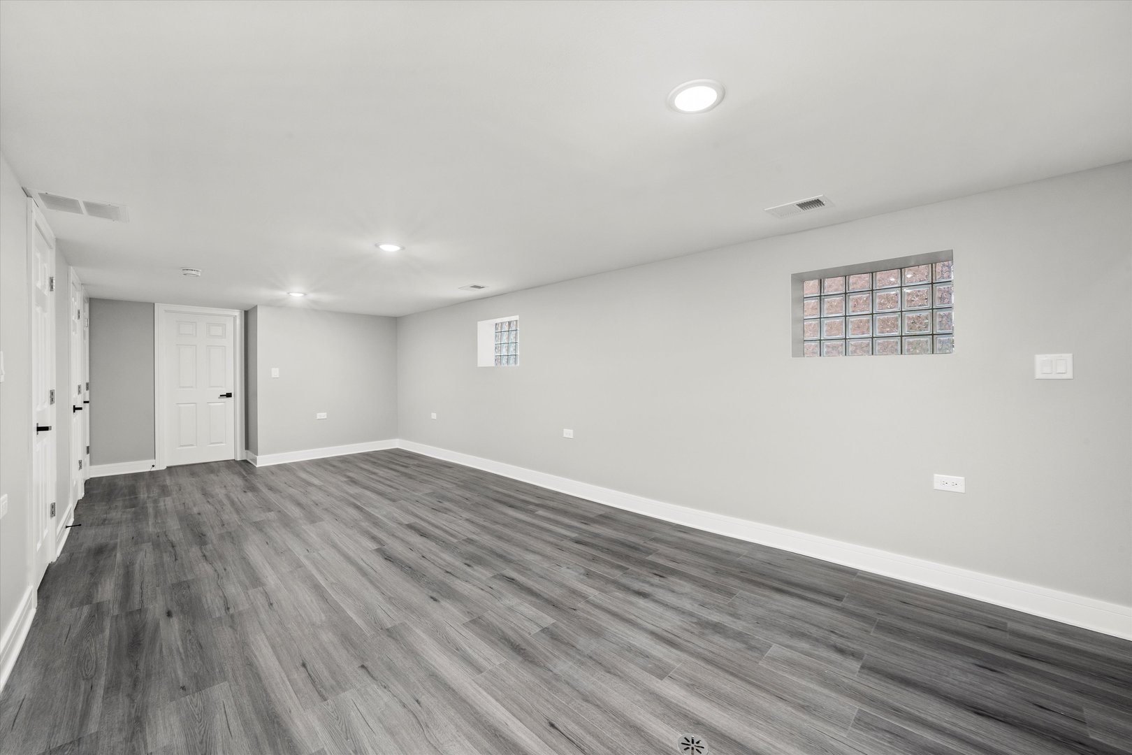 10129 S Indiana Avenue, Chicago, IL 60628