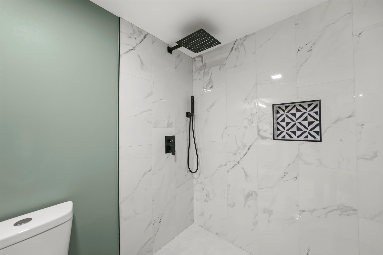 10129 S Indiana Avenue, Chicago, IL 60628