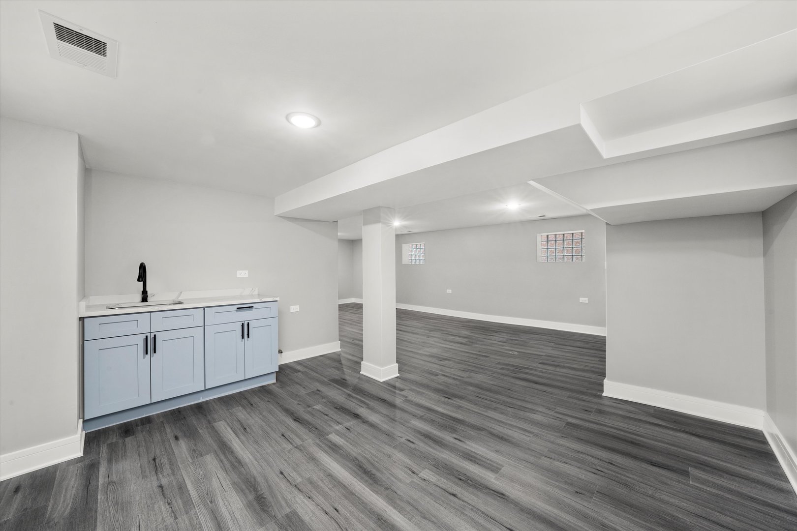 10129 S Indiana Avenue, Chicago, IL 60628