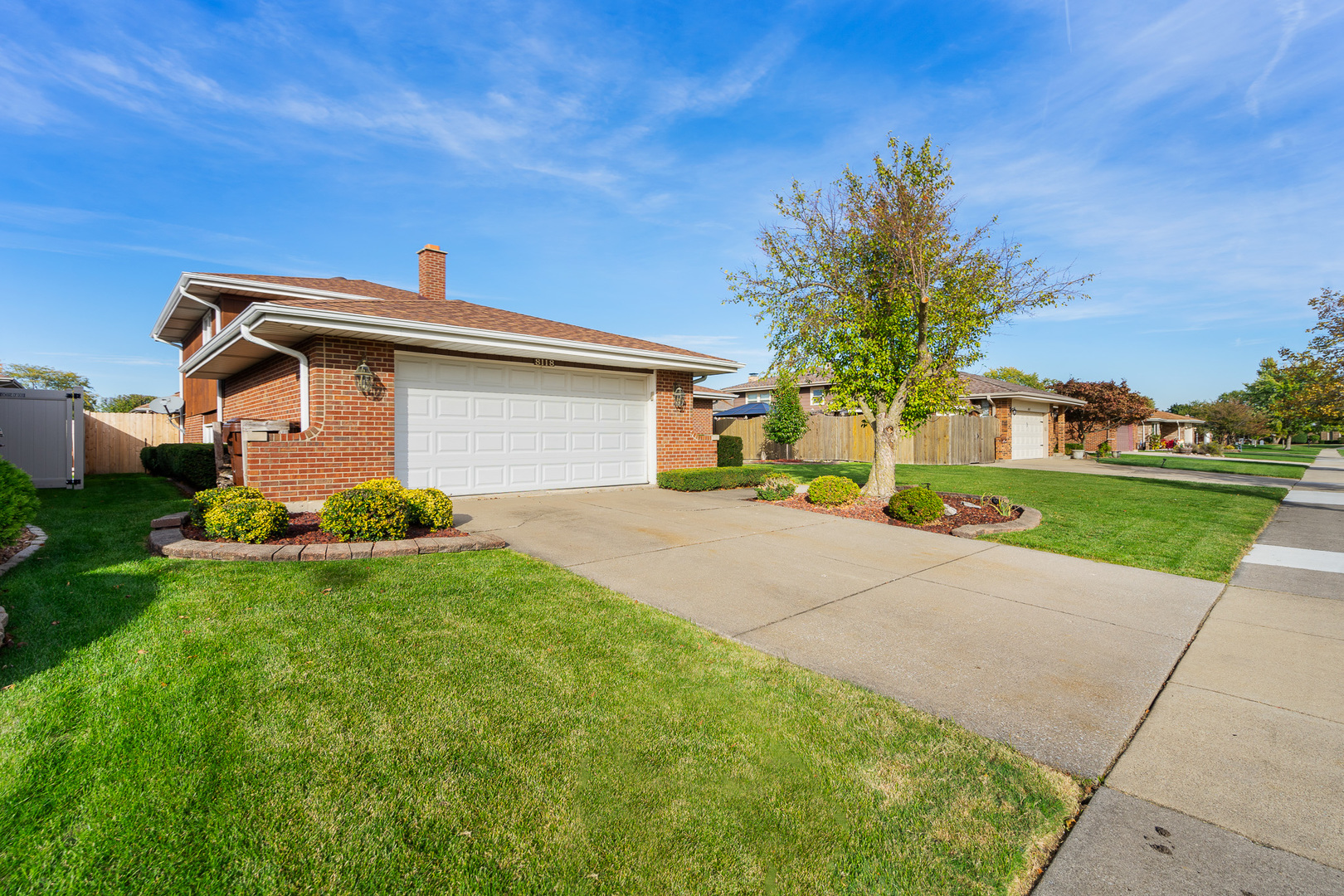 8118 Tudor Lane, Tinley Park, IL 60477