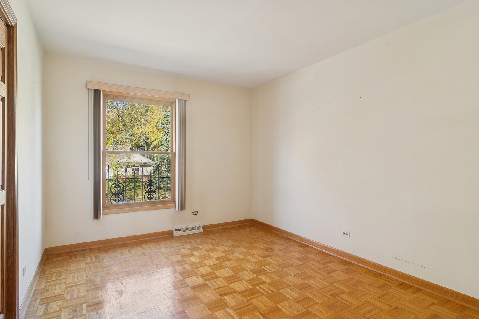 1057 W Peregrine Drive, Palatine, IL 60067