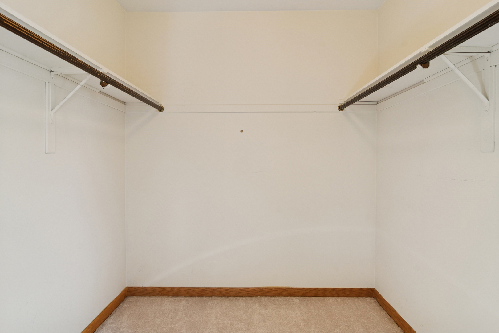 1057 W Peregrine Drive, Palatine, IL 60067