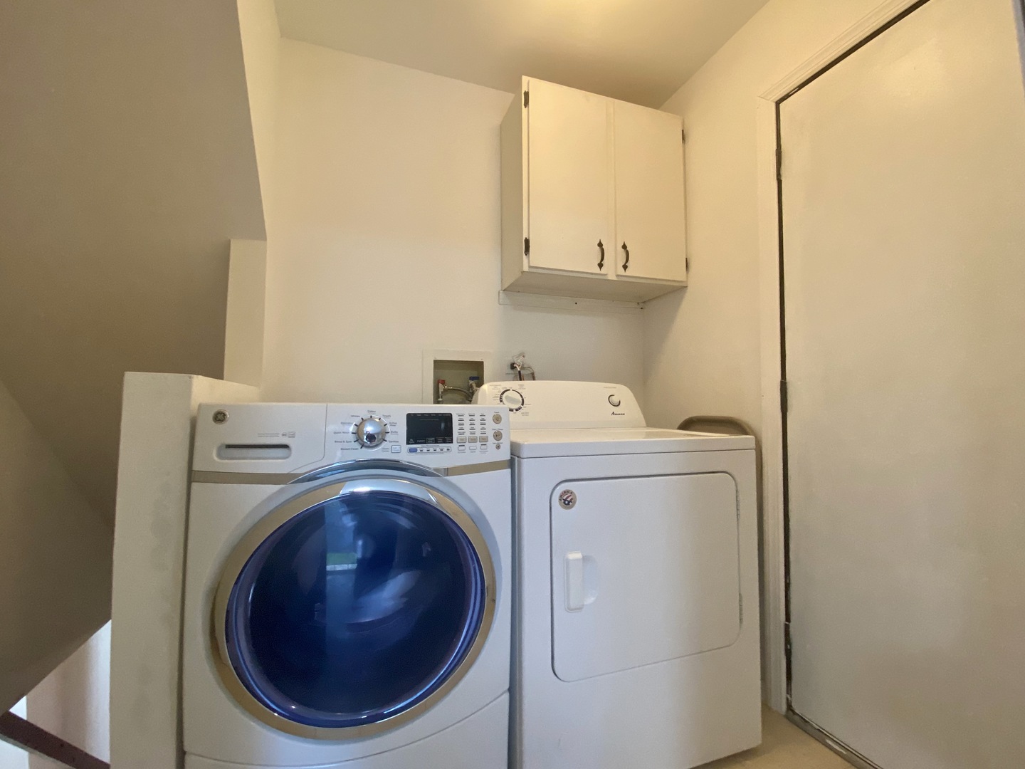 30 Wildwood Drive, Roselle, IL 60172