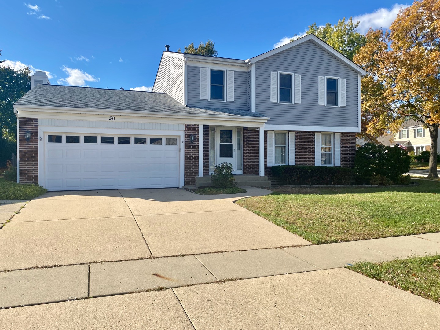 30 Wildwood Drive, Roselle, IL 60172