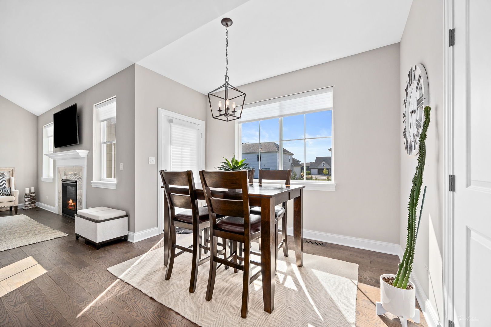 20948 Lakewoods Lane, Shorewood, IL 60404