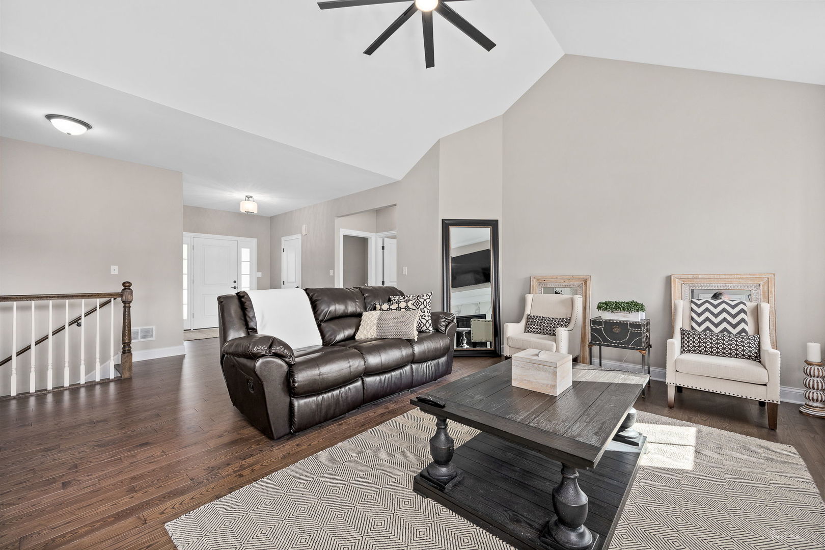 20948 Lakewoods Lane, Shorewood, IL 60404