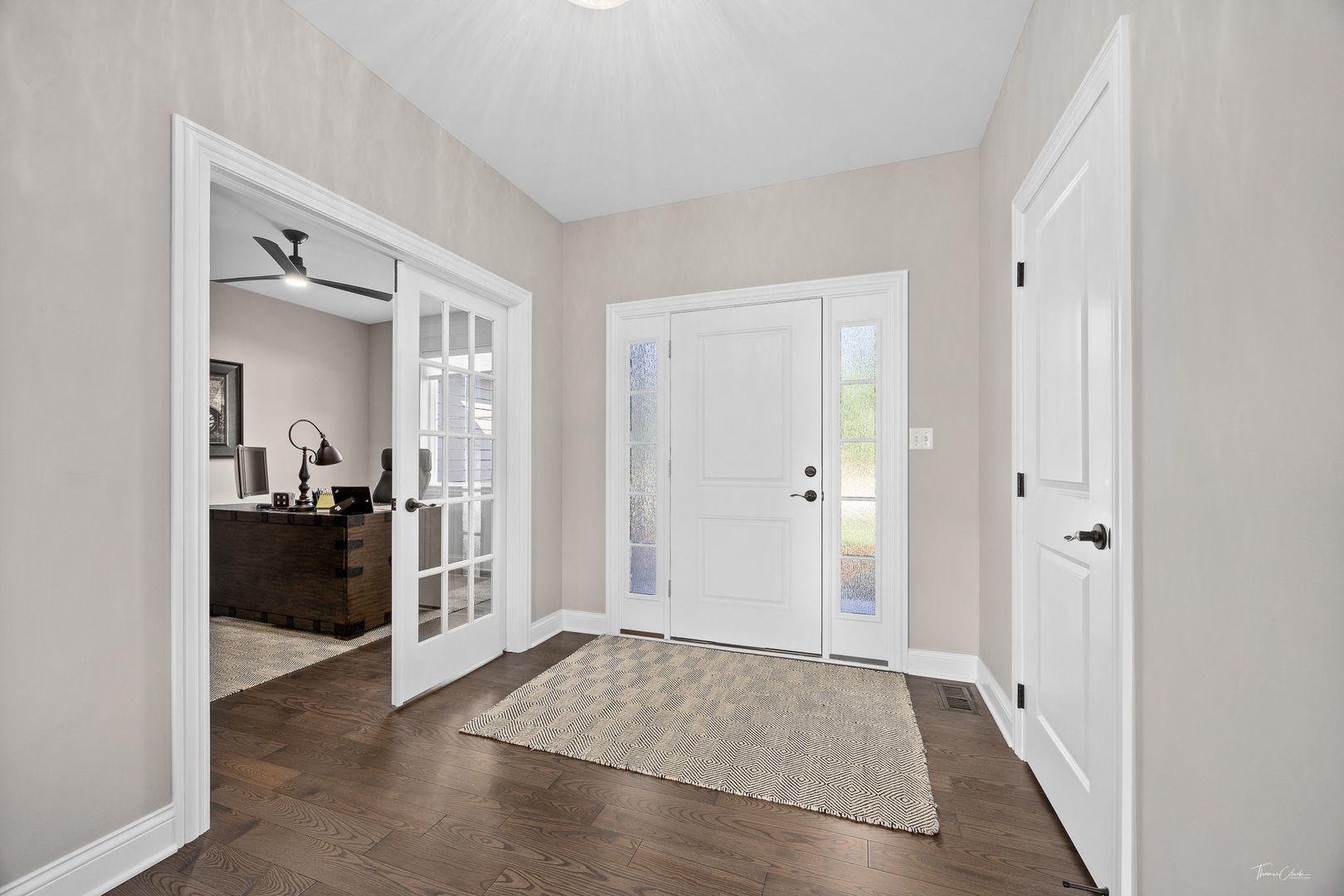 20948 Lakewoods Lane, Shorewood, IL 60404