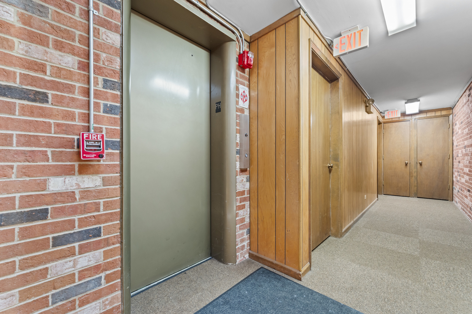 7110 W 93rd Place #PA, Oak Lawn, IL 60453