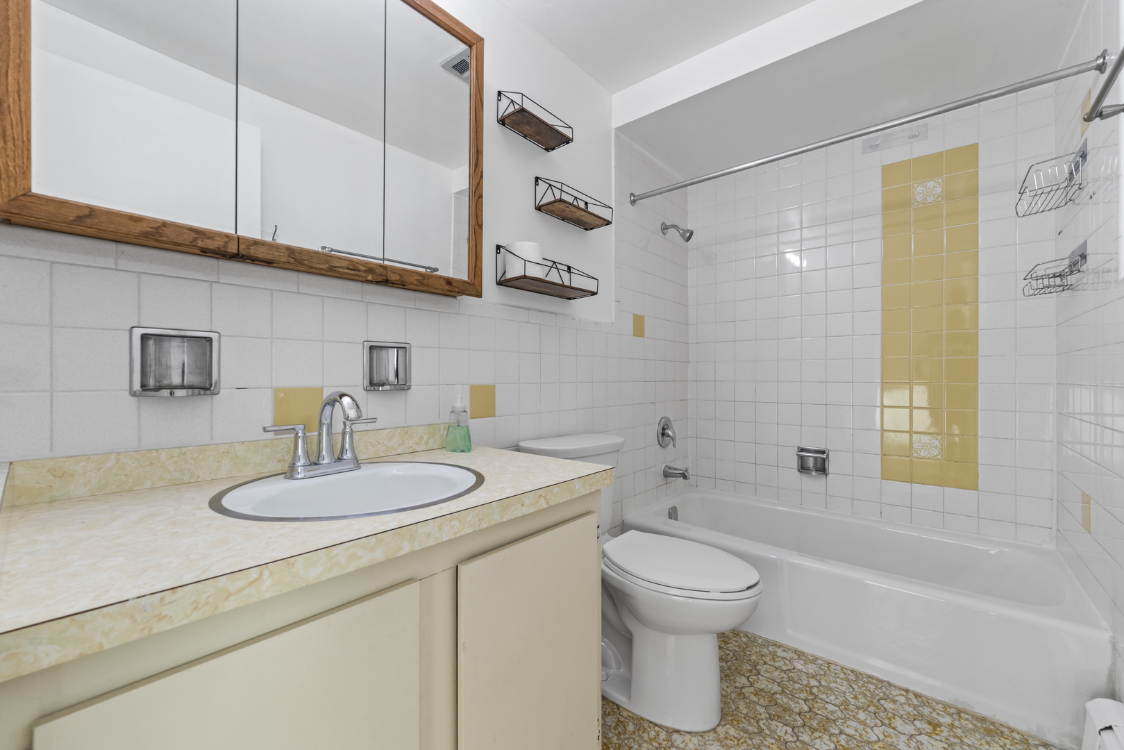 7110 W 93rd Place #PA, Oak Lawn, IL 60453