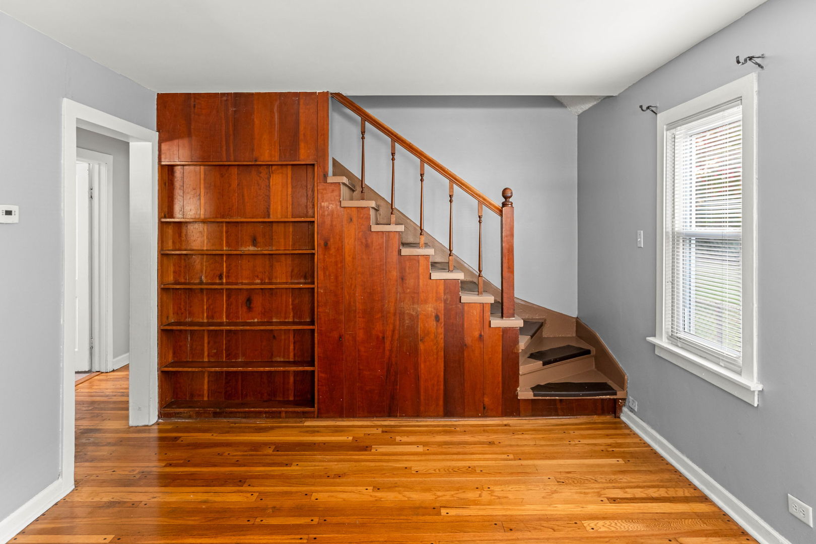 2631 W 97th Place, Evergreen Park, IL 60805