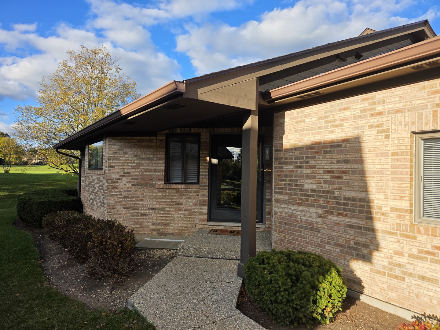 1764 Pebble Beach Drive, Hoffman Estates, IL 60169