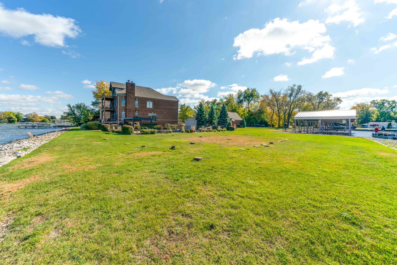 37322 N Stanton Point Road, Ingleside, IL 60041