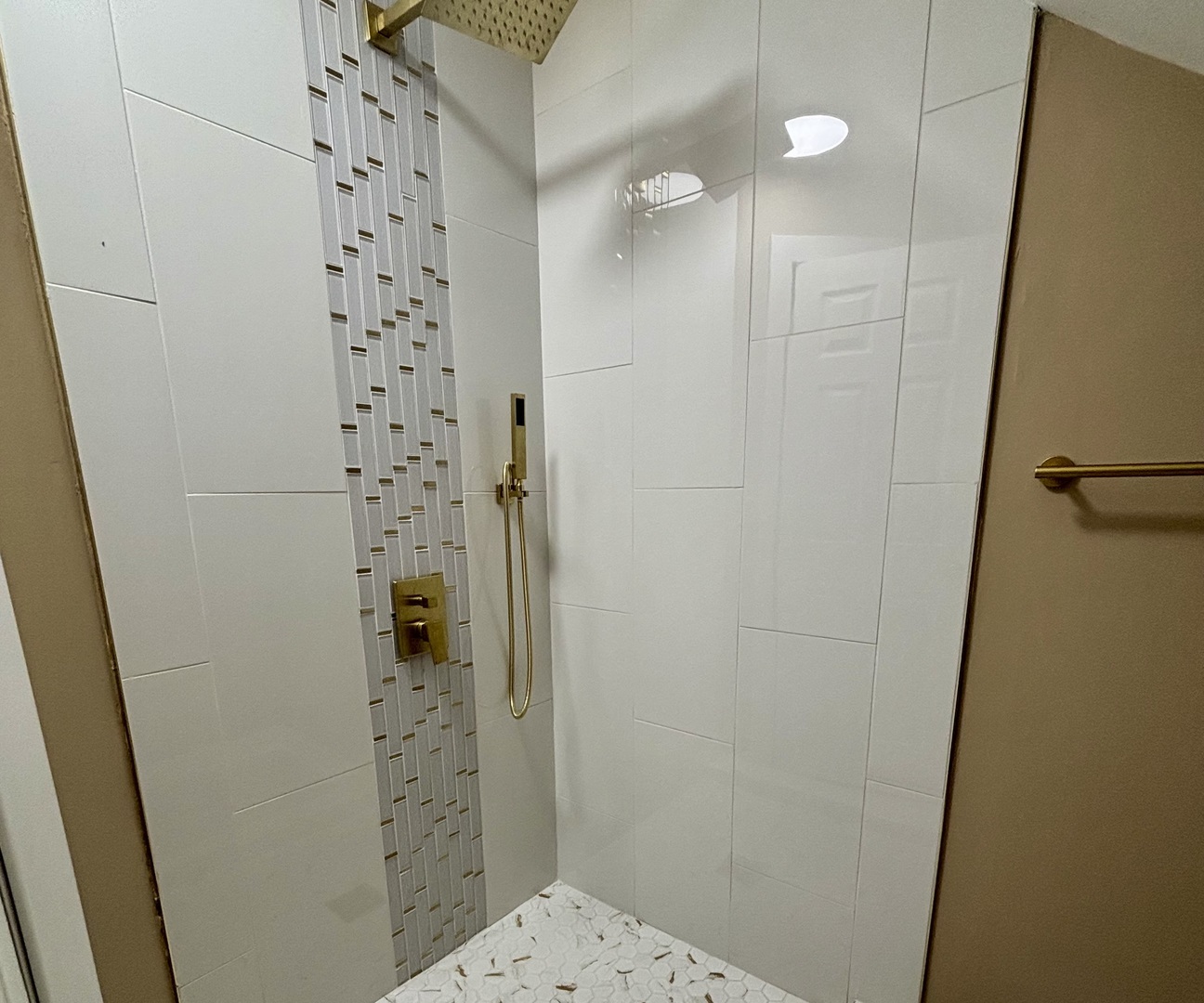 7634 S May Street, Chicago, IL 60620