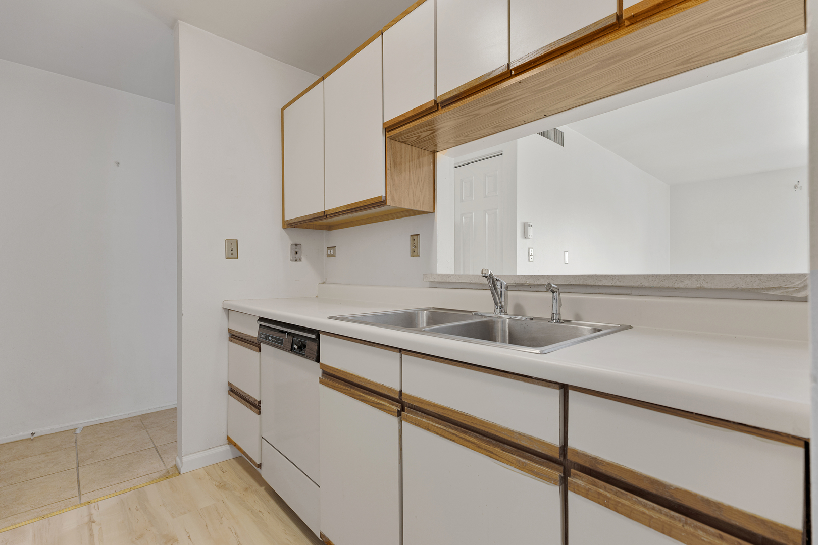 1912 Prairie Square #209A, Schaumburg, IL 60173