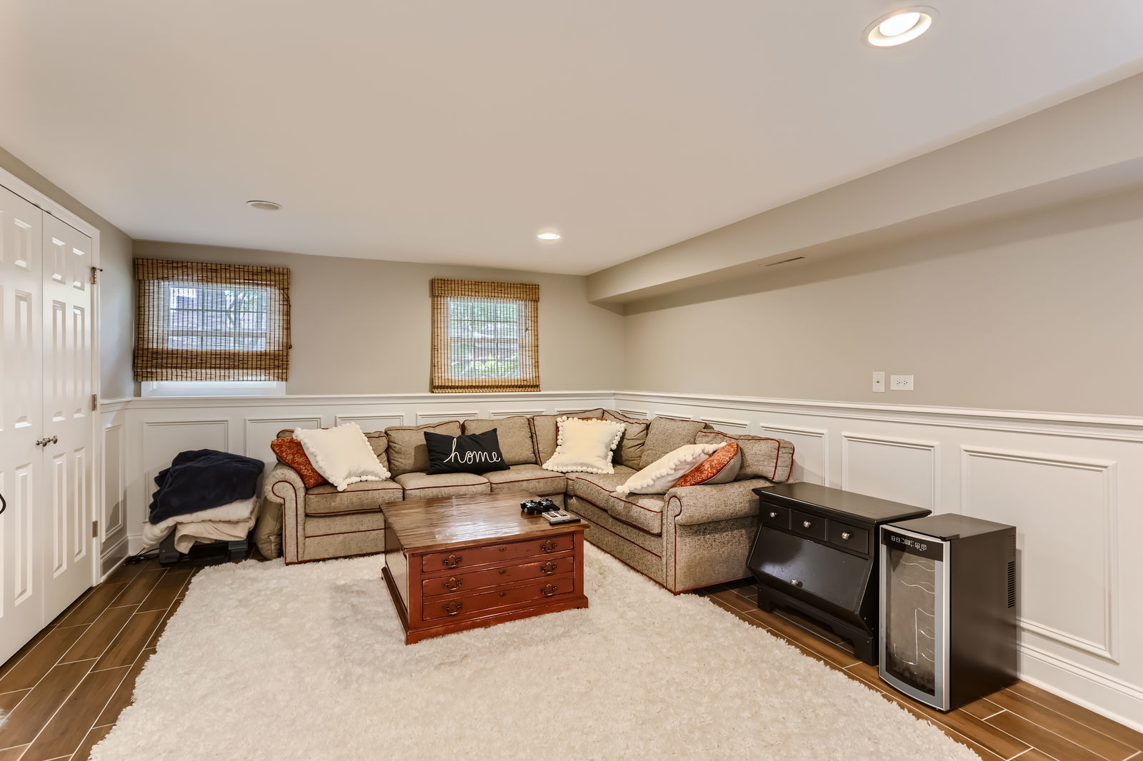 911 Lilac Lane, Naperville, IL 60540