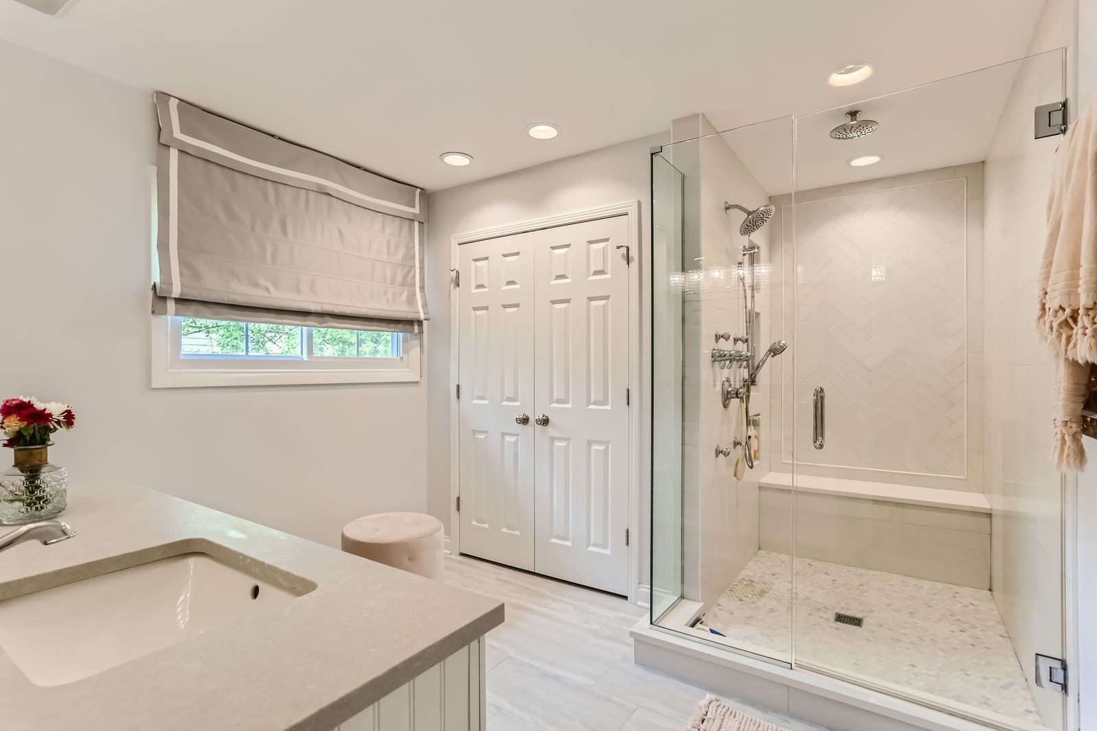 911 Lilac Lane, Naperville, IL 60540