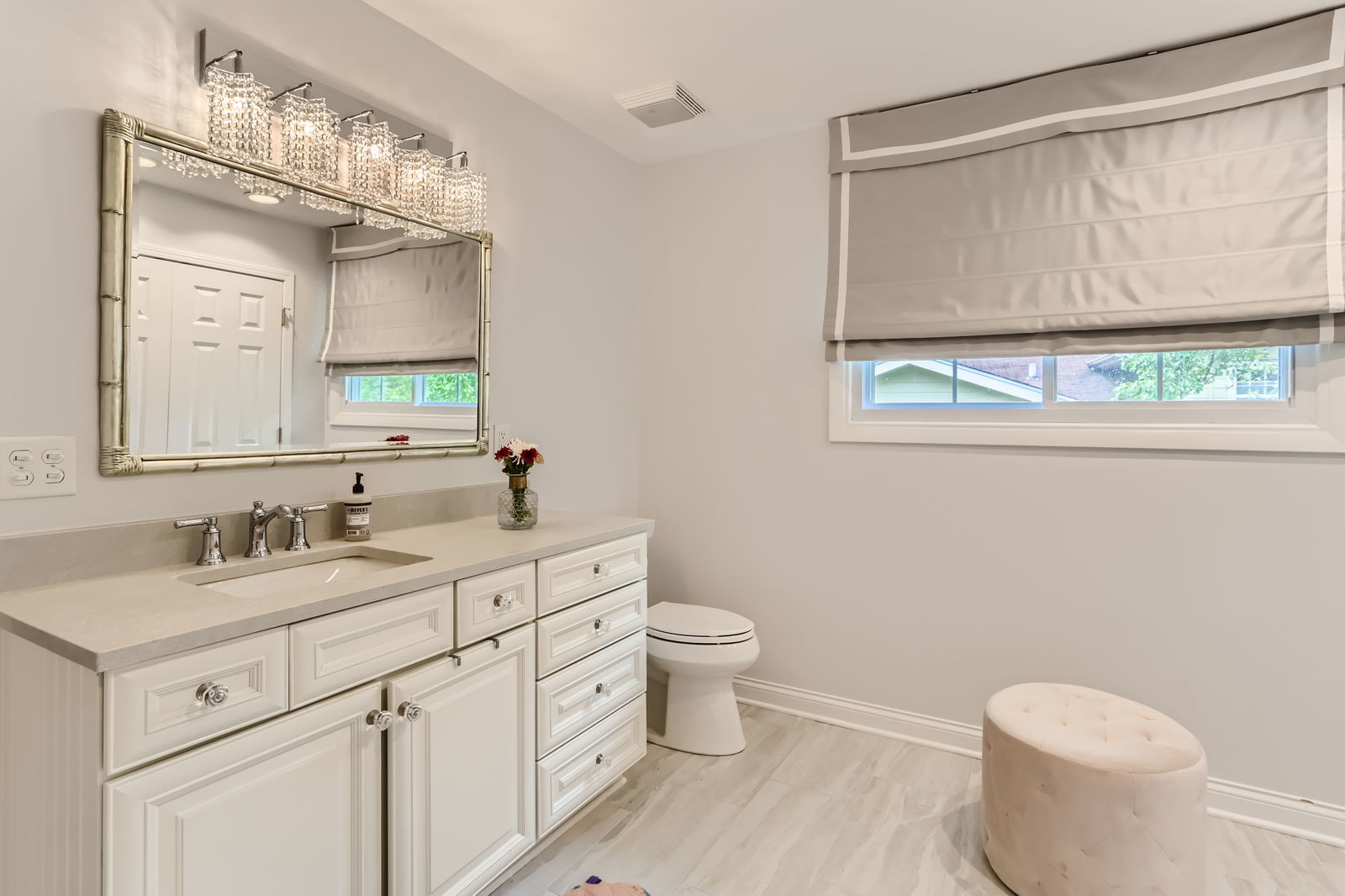 911 Lilac Lane, Naperville, IL 60540