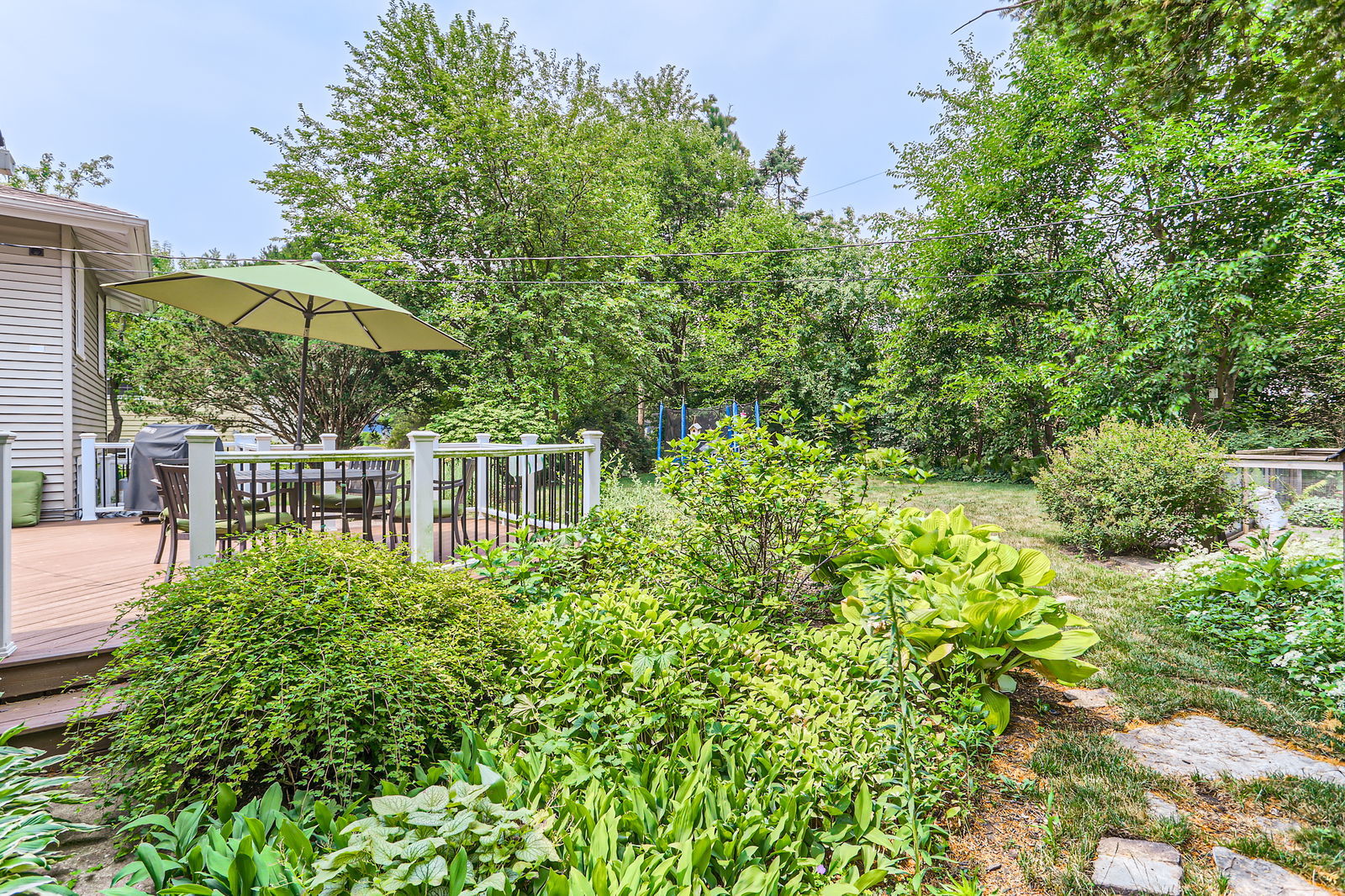 911 Lilac Lane, Naperville, IL 60540