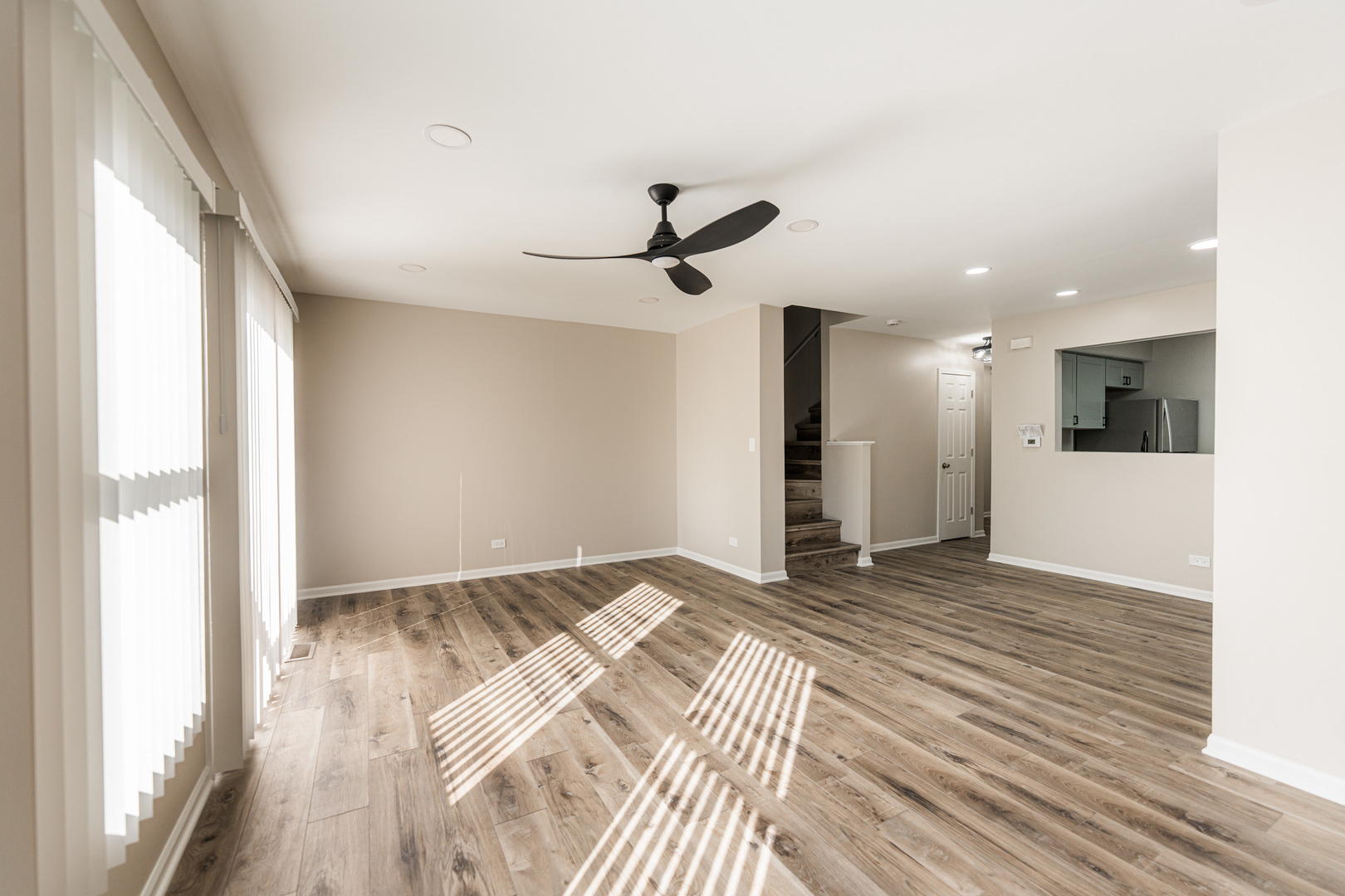 119 N Dole Avenue, Crystal Lake, IL 60014