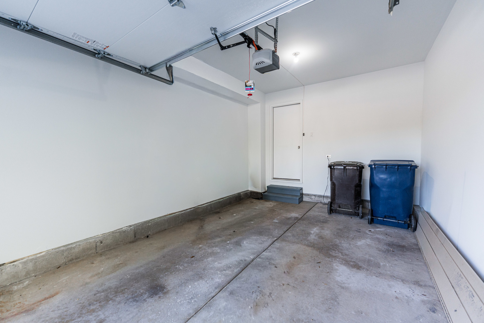 119 N Dole Avenue, Crystal Lake, IL 60014