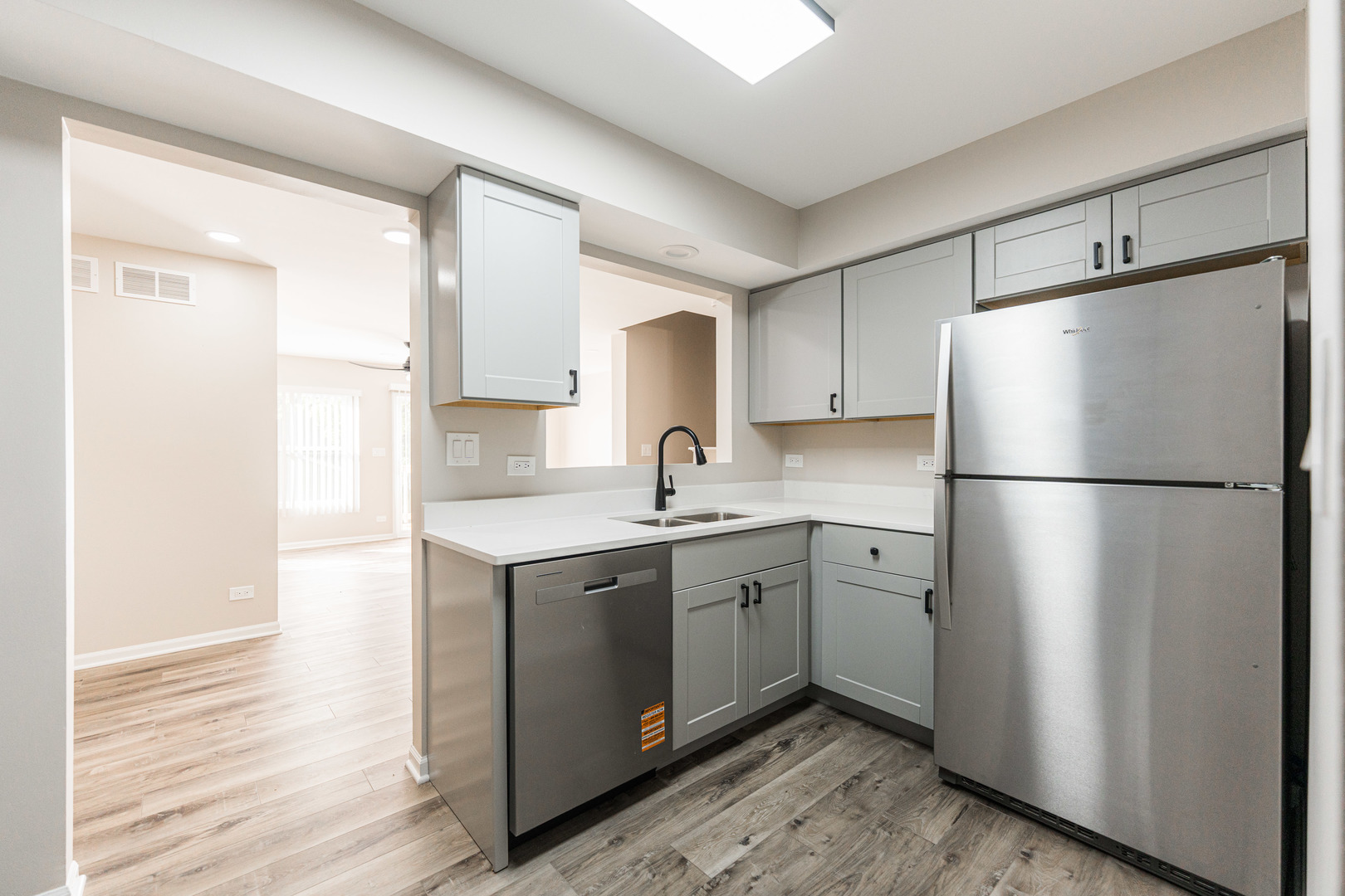 119 N Dole Avenue, Crystal Lake, IL 60014