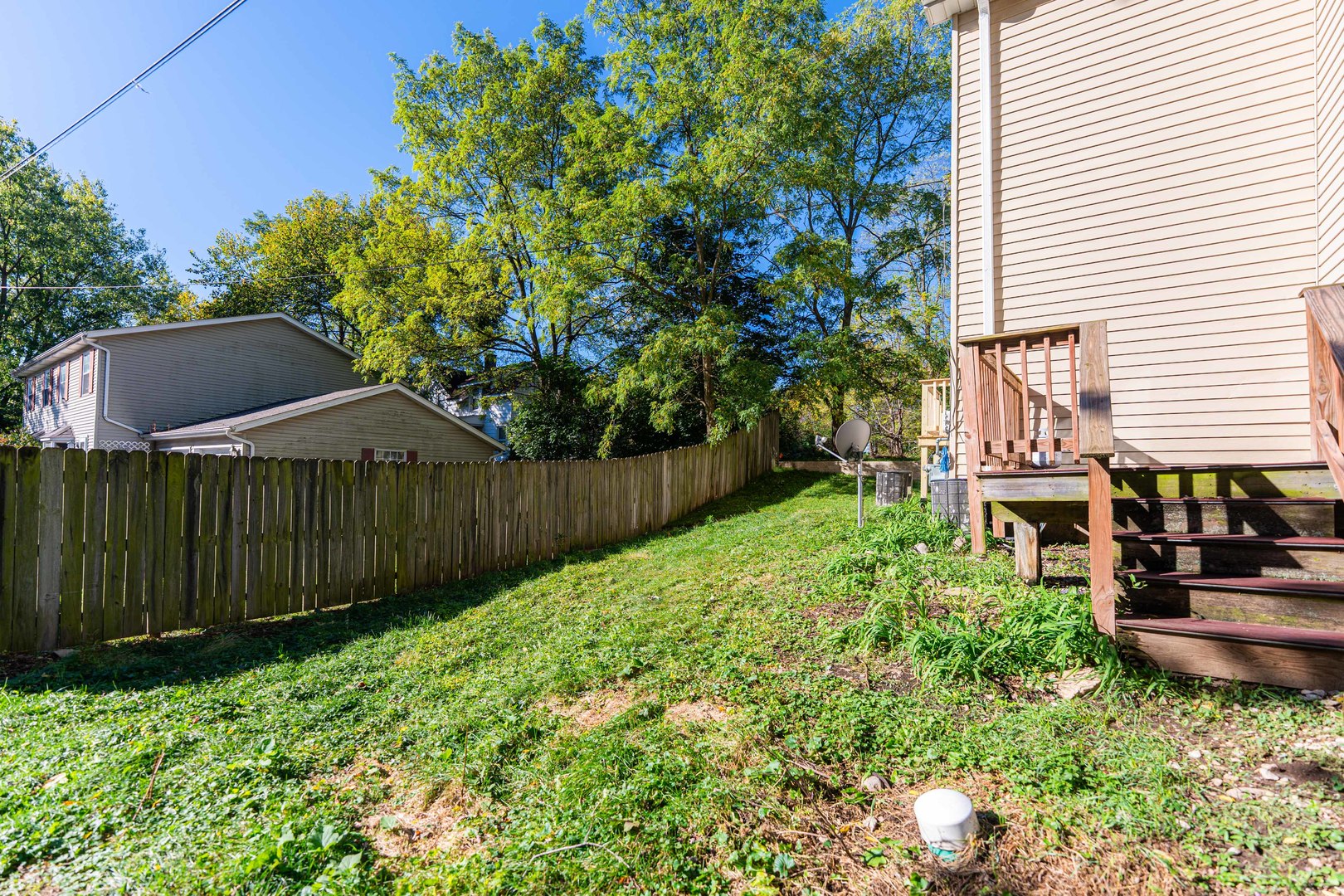 119 N Dole Avenue, Crystal Lake, IL 60014