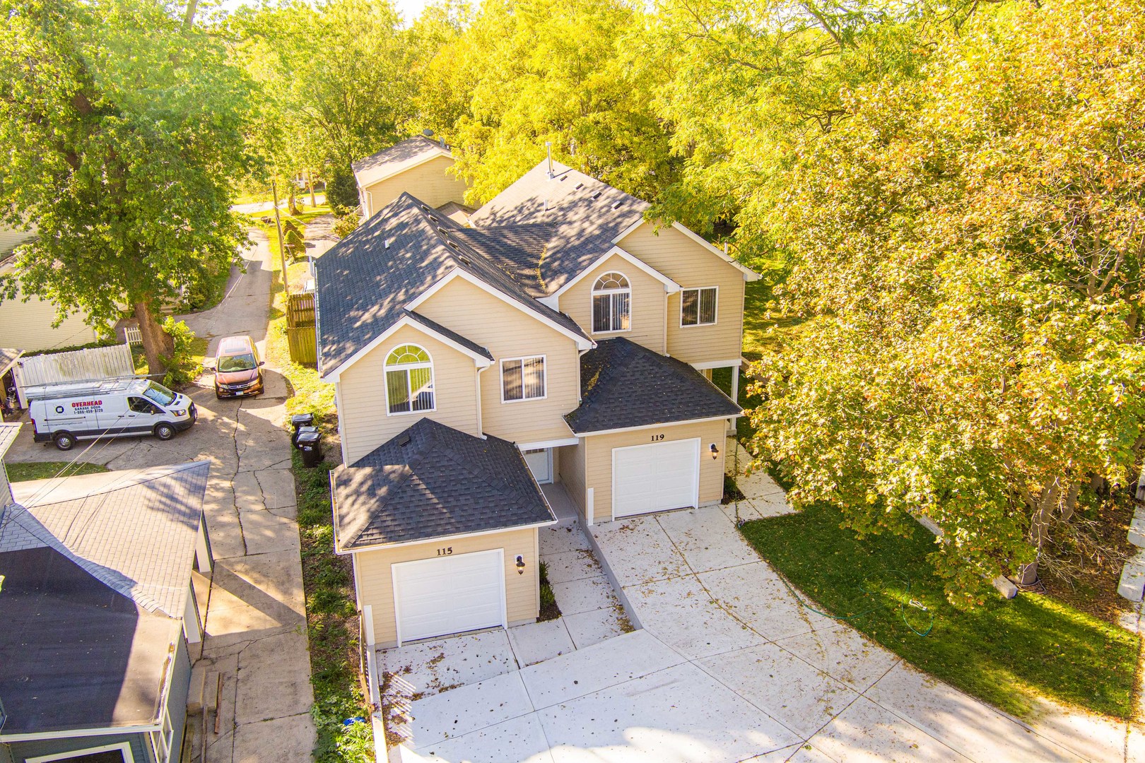 119 N Dole Avenue, Crystal Lake, IL 60014