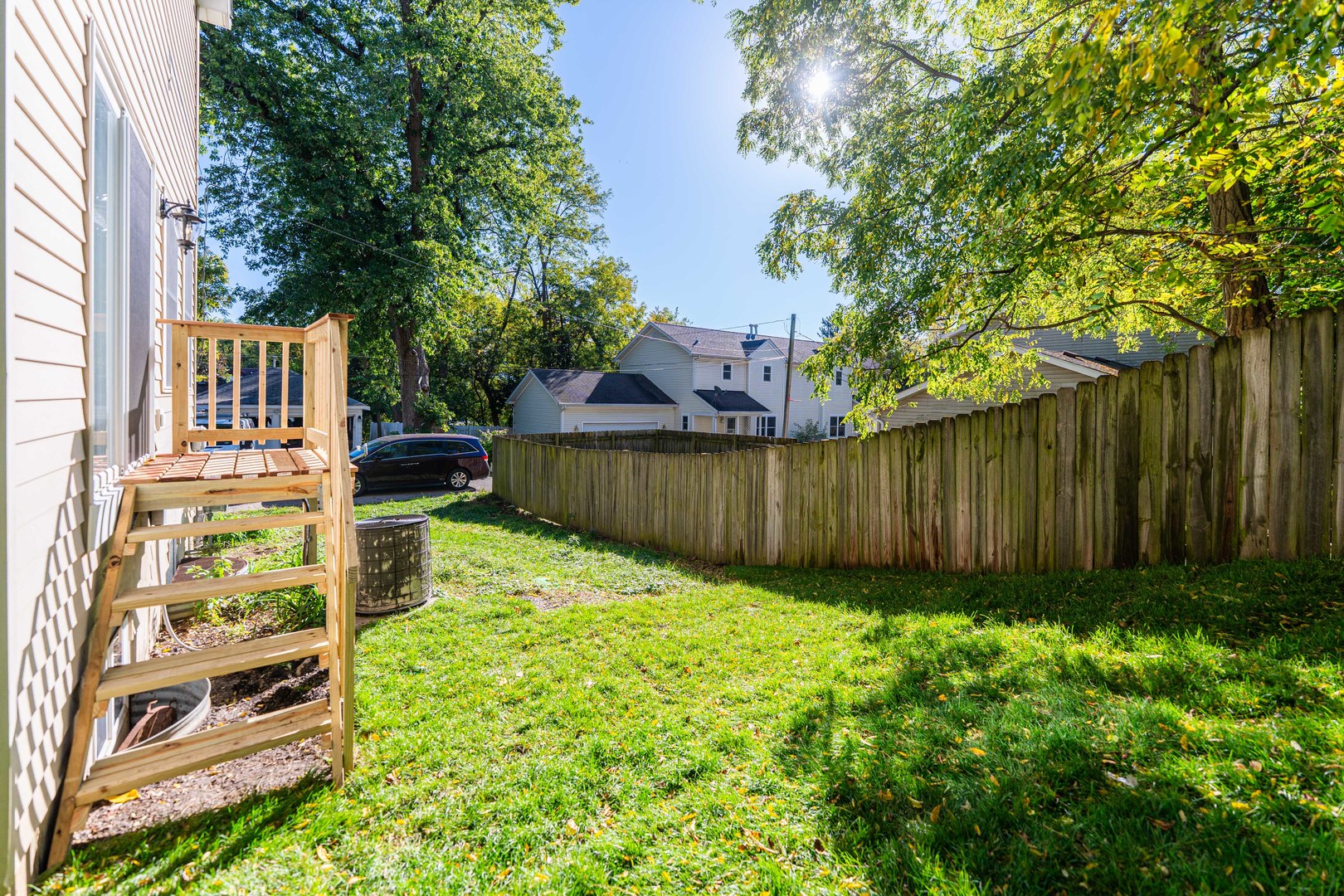 119 N Dole Avenue, Crystal Lake, IL 60014