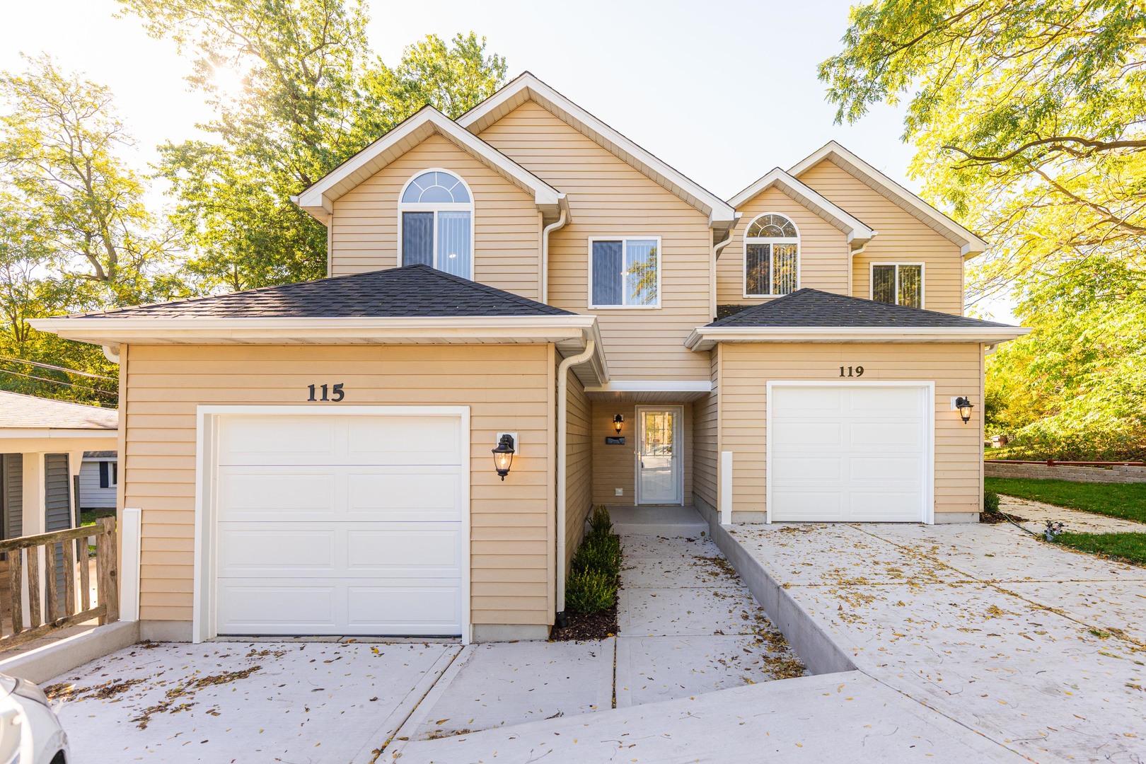 119 N Dole Avenue, Crystal Lake, IL 60014